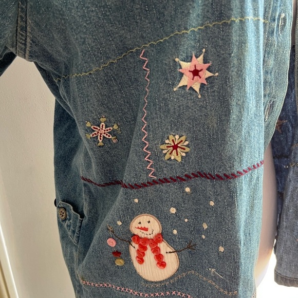 SOLD Christopher & Banks Embroidered Denim Shirt with Snowman Design Hol - Picture 7 of 12